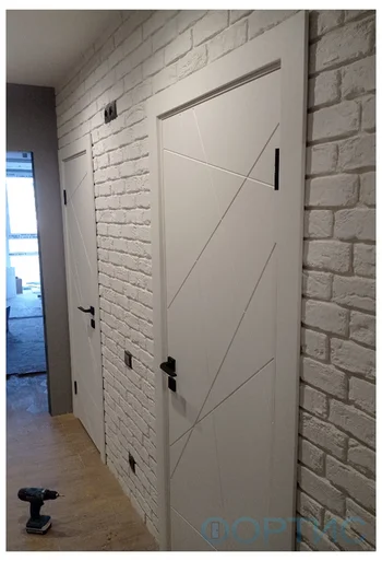 Пример установки межкомнатной двери от компании Двери Фортис